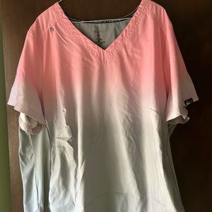 Koi ombré scrub top